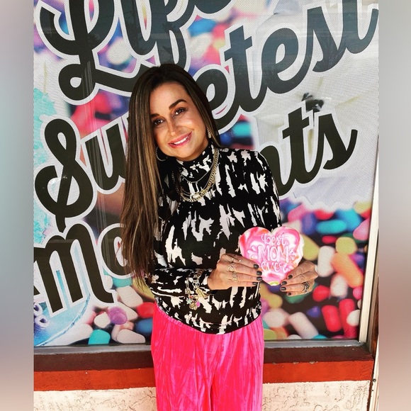 Meet your Posher, Cathleen - Picture 3 of 3